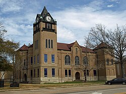 Autauga County Courthouse March 2010 02